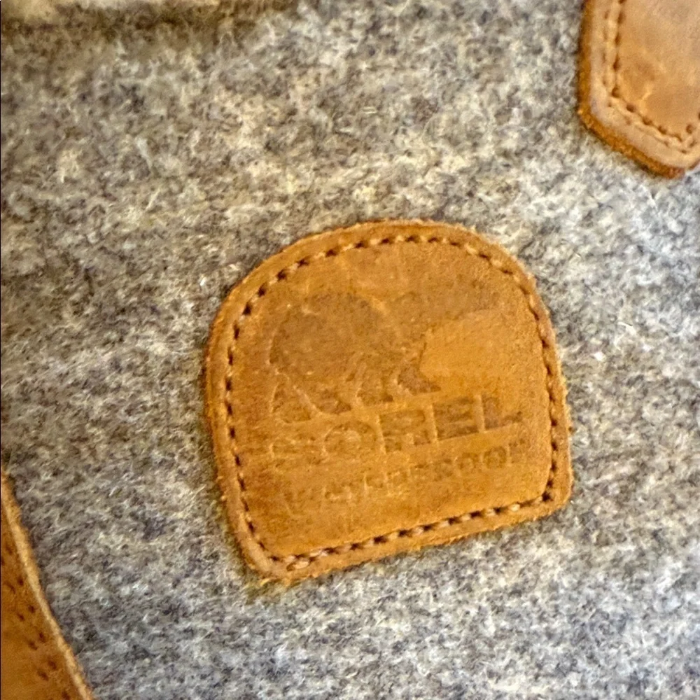 Sorel Out N About Plus Felt Winter Boots - Navy, Gray, and Tan